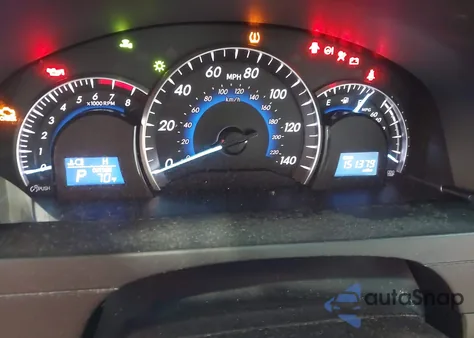 2014 Toyota Camry Xle z USA, uszkodzony, nr VIN 4T4BF1FK1ER338028